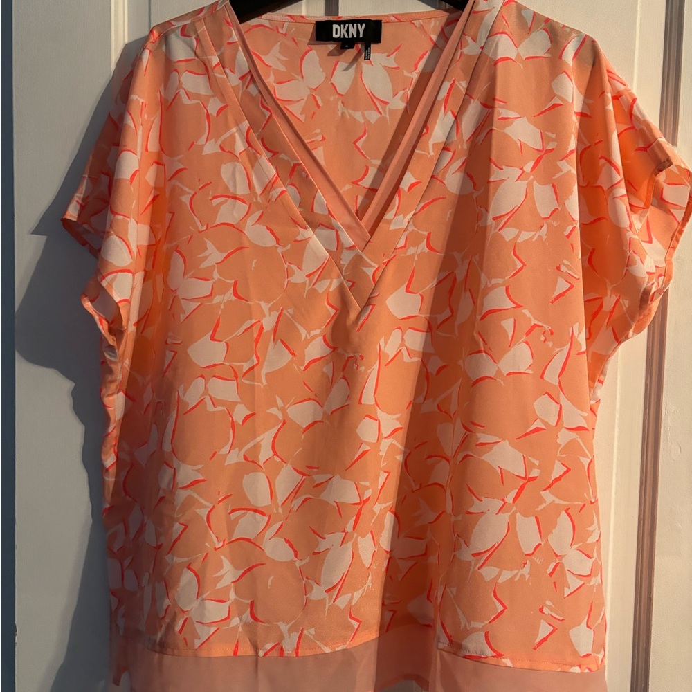 BNWOT DKNY Butterfly Top